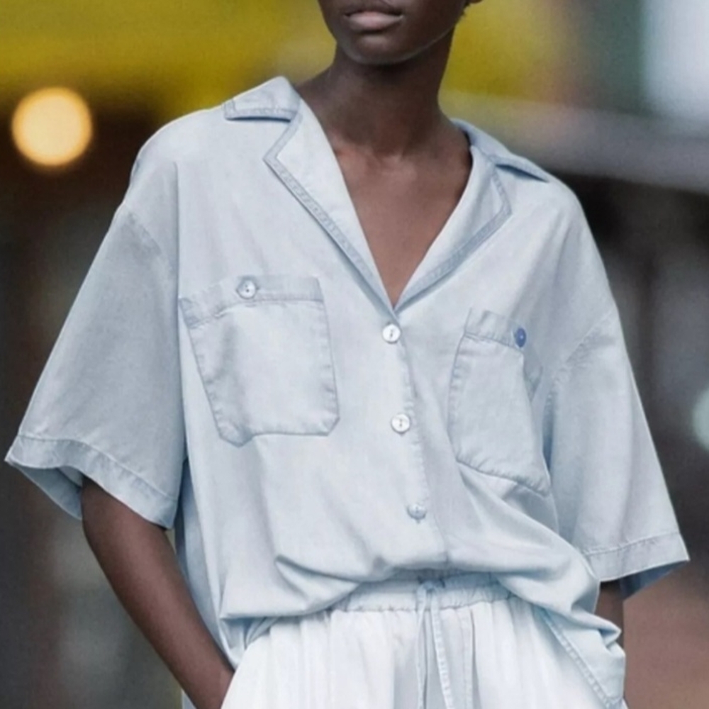 Zara Light Blue Button-Down Short Sleeve Shirt